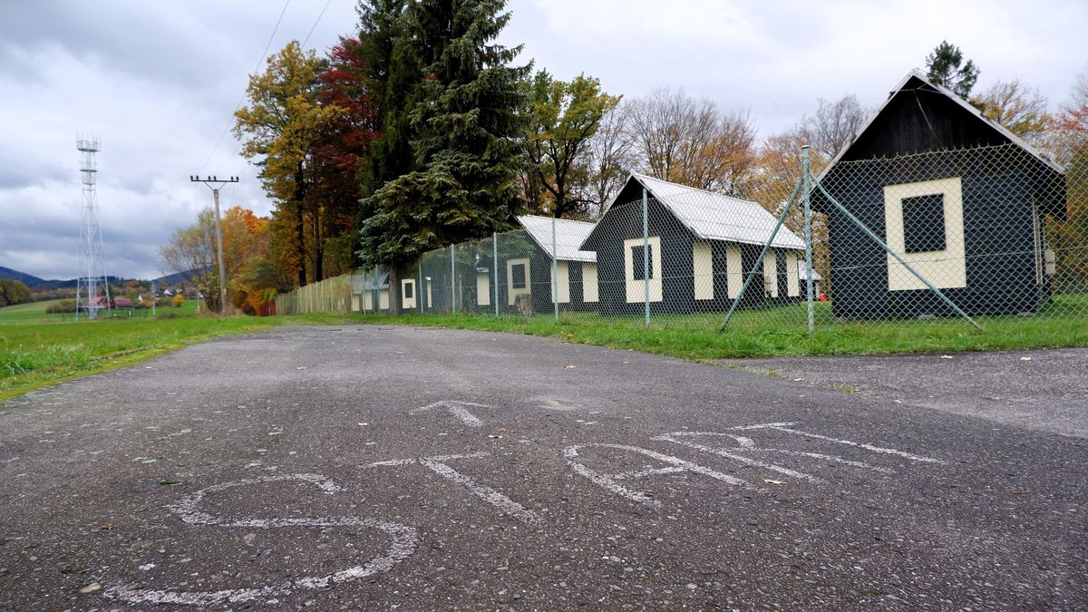 Při hrách se děti měly svlékat i líbat. Další svědectví z tábora v Beskydech